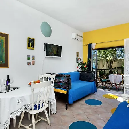 Apartment Maja *