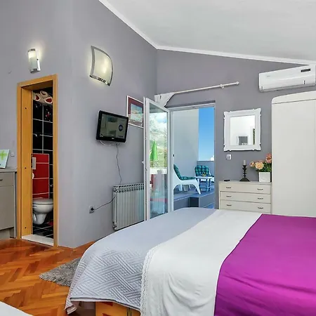 Maja Apartment