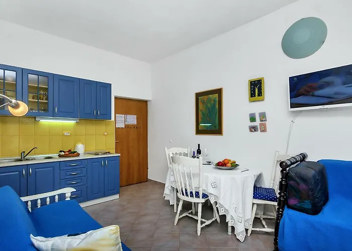 Maja * 马卡尔斯卡