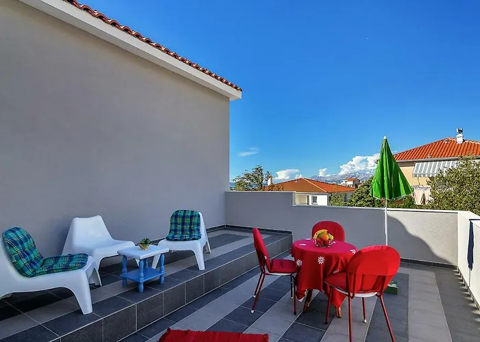 Maja * 马卡尔斯卡